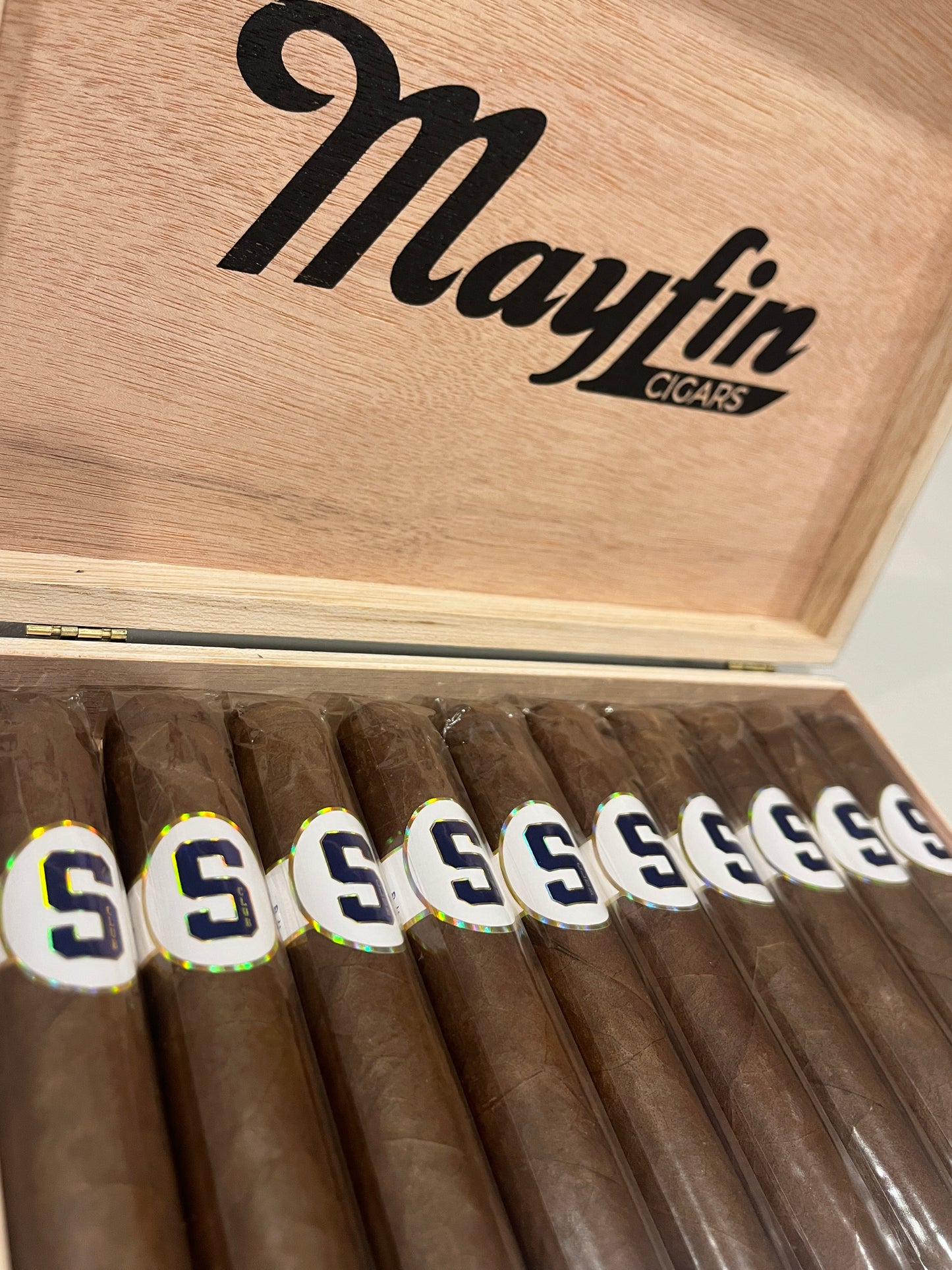 S Club X Mayfin Cigars